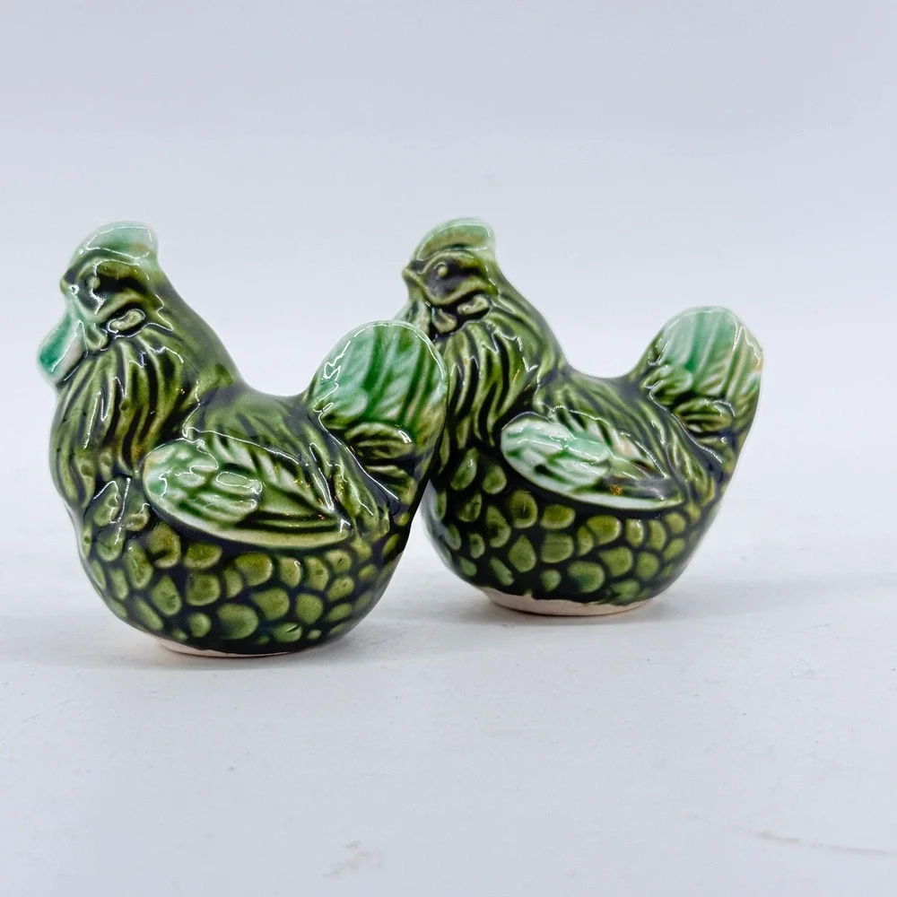 Rooster Chicken Hen Salt Pepper Shakers Green Ceramic Drip Glaze Set Intricate